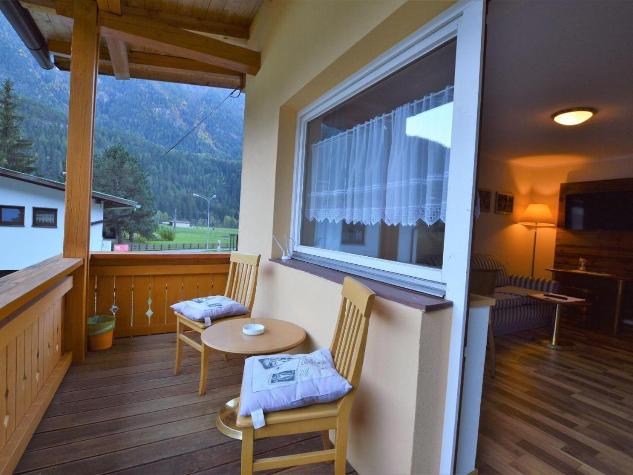 Cozy Apartment In Oetz Close To Ski Area Buitenkant foto